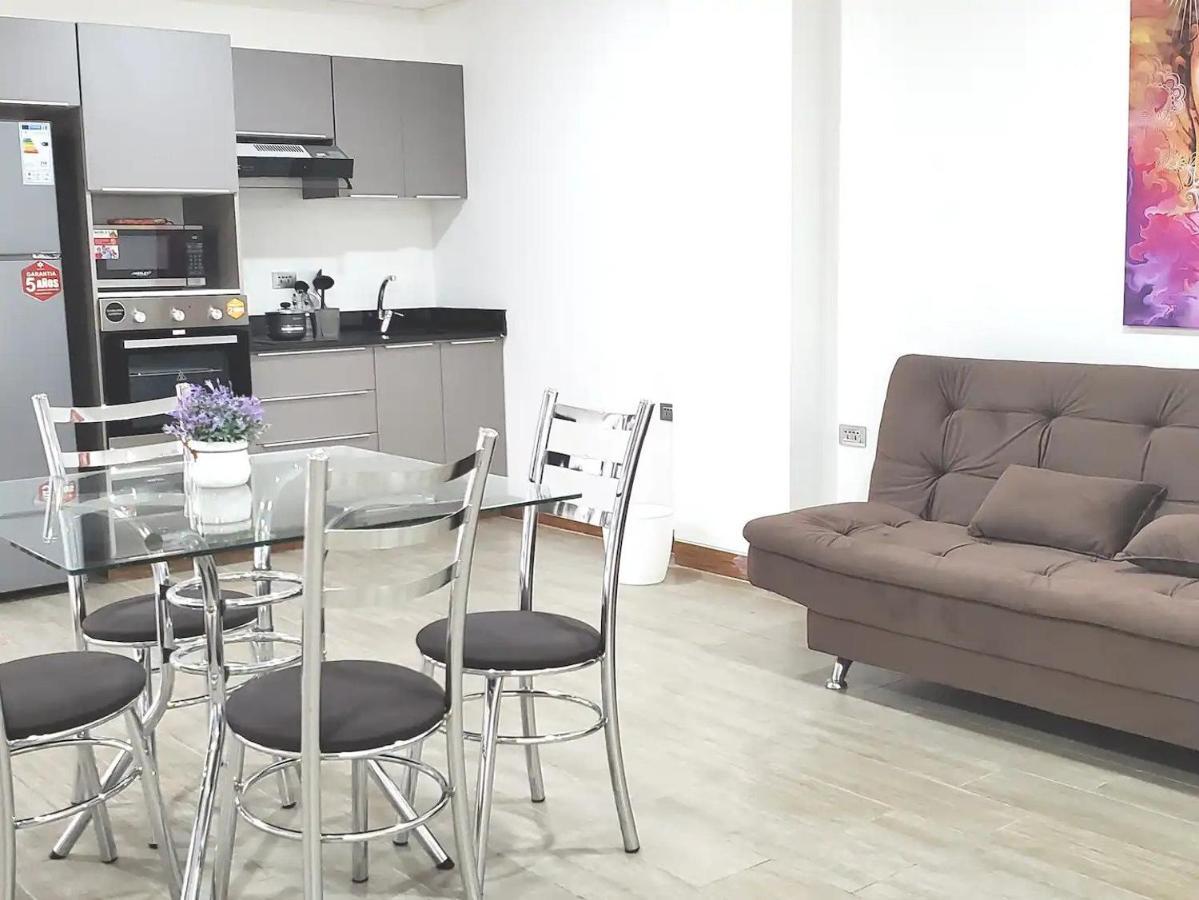 Genova Suites Spacious And Great Location ซานตาครูซเดอลาเซียร์รา ภายนอก รูปภาพ
